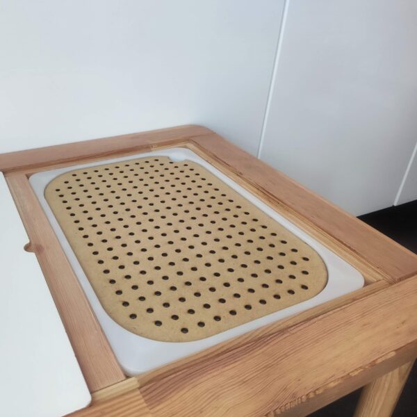 Activiteitenbord 'pegboard' voor de IKEA TROFAST bak