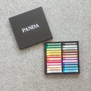 Bewaardoos voor 'Panda' oliepastels